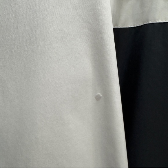 Hard Rock Park Lightweight Windbreaker Jacket Men’s Large - Picture 9 of 14